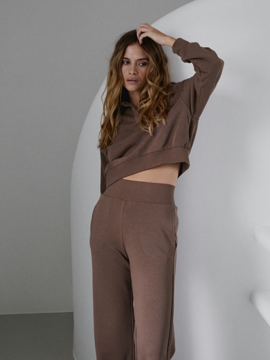 Tops muuv | Bluza Cropped Z Kolnierzem Fin Cotton Milk Chocolate